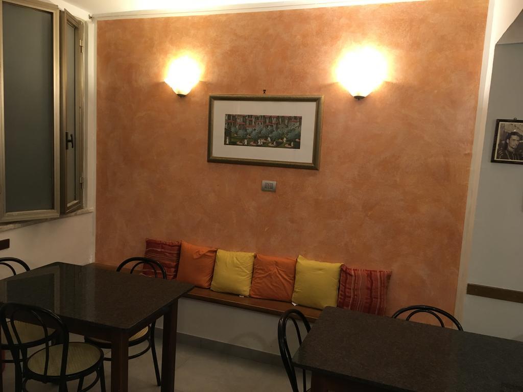 Hotel Bolognese Фоліньо Екстер'єр фото